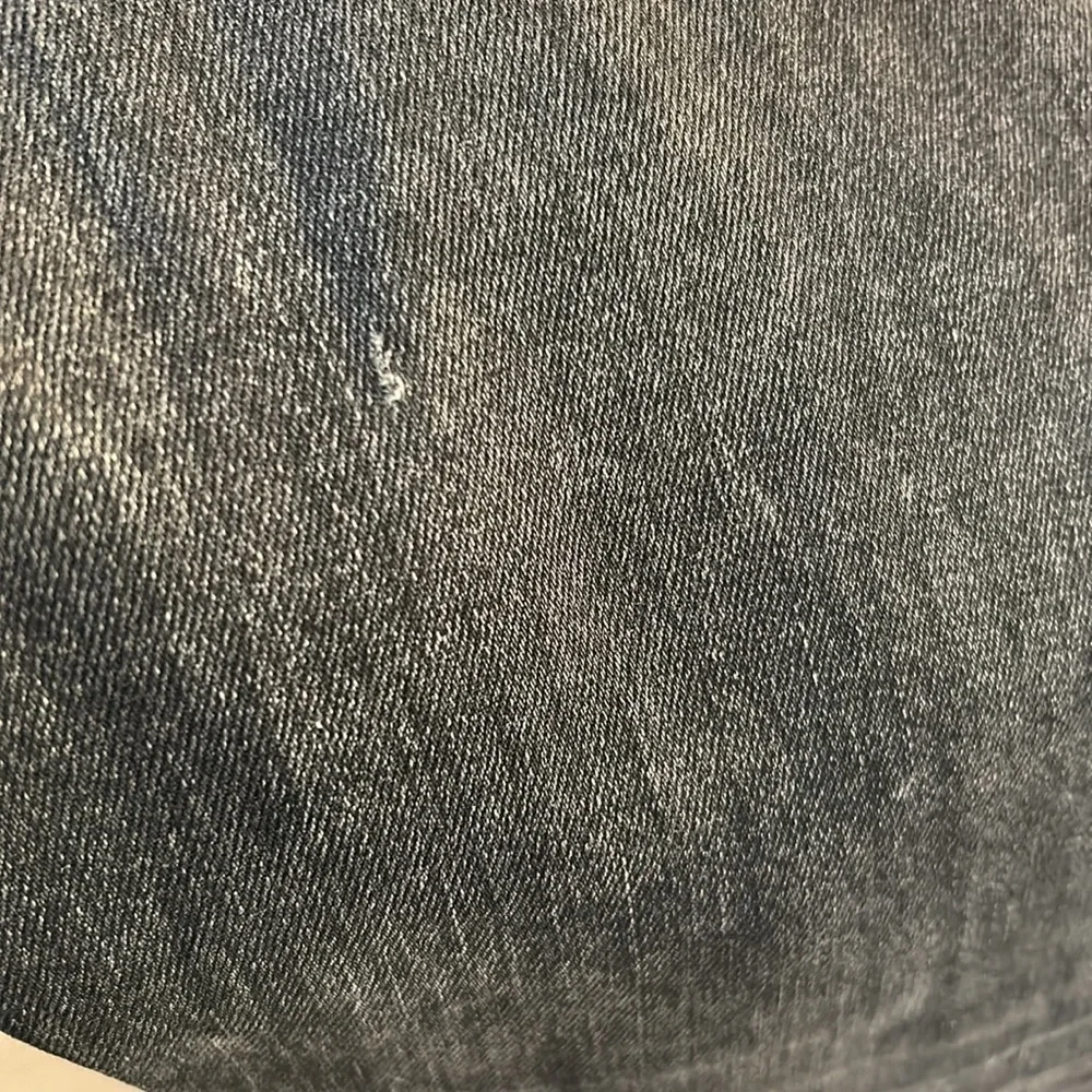 JBRAND SKINNY CROP JEANS | SIZE 28